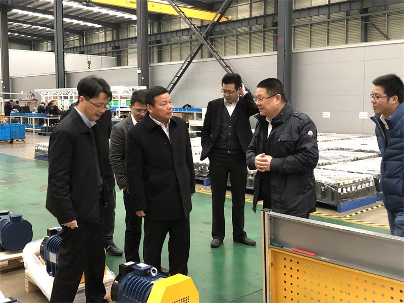 吴江区副区长张炳高来蒙纳开展新春走访活动